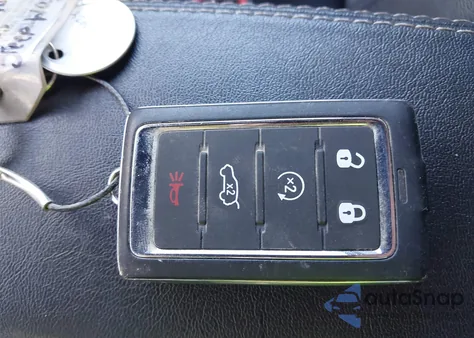 2025 Jeep Wagoneer L Series Ii 4X4 from USA, damaged, VIN 1C4SJSBP0SS509072